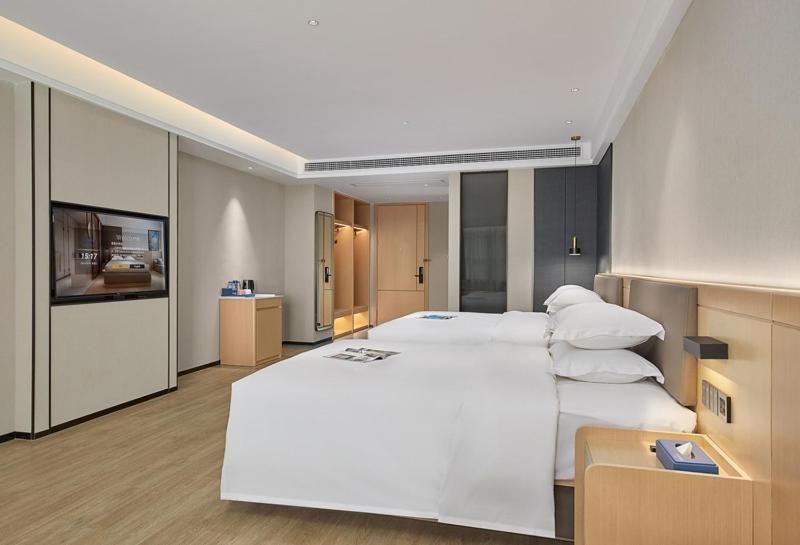 Fengyue Light Shang Hotel Guangzhou Baiyun Airport Store Exterior photo